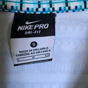 Nike Pro Womens Dri Fit pullover